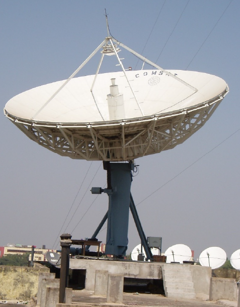 Large Earth Station & Hub Antennas